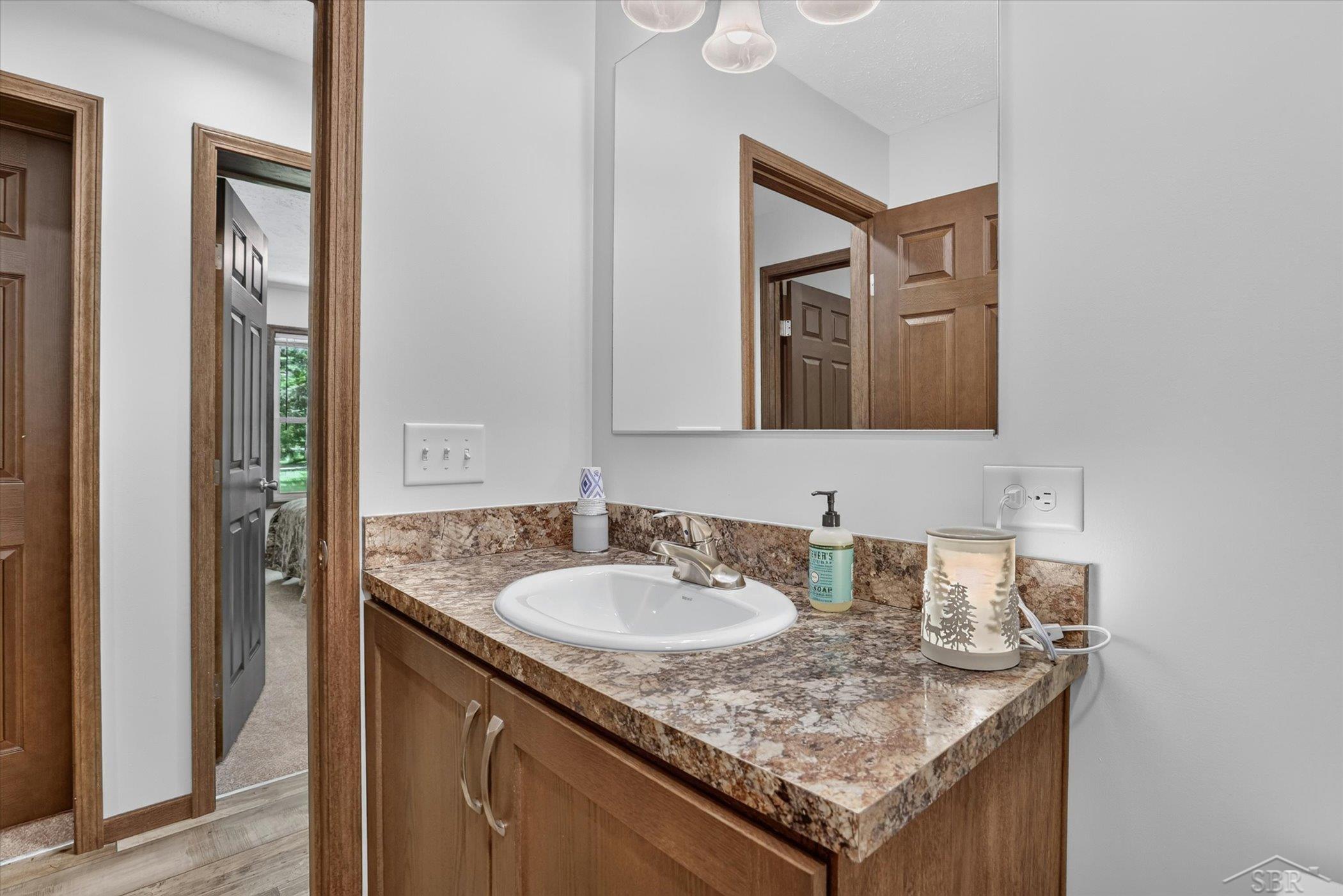 5590 North Jefferson Road Midland, MI 48642 - Photo 30 of 60