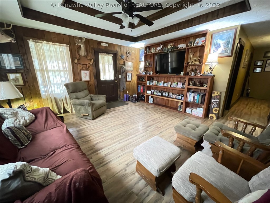 1552 Basil Hively Road Bomont, WV 25030 - Photo 6 of 23 Gallery Image 6