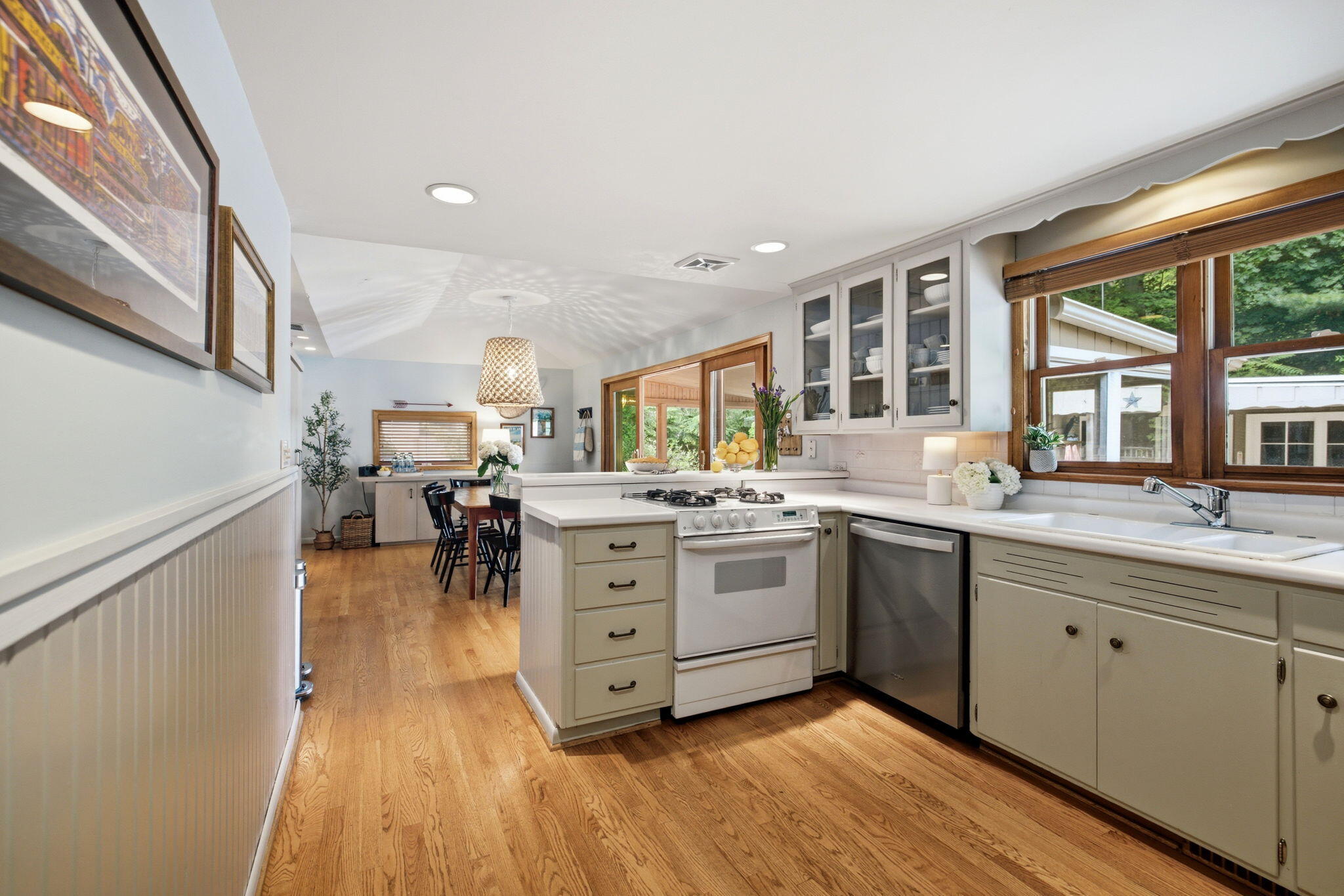 12150 Dunes Road Sawyer, MI 49125 - Photo 20 of 83 Kitchen