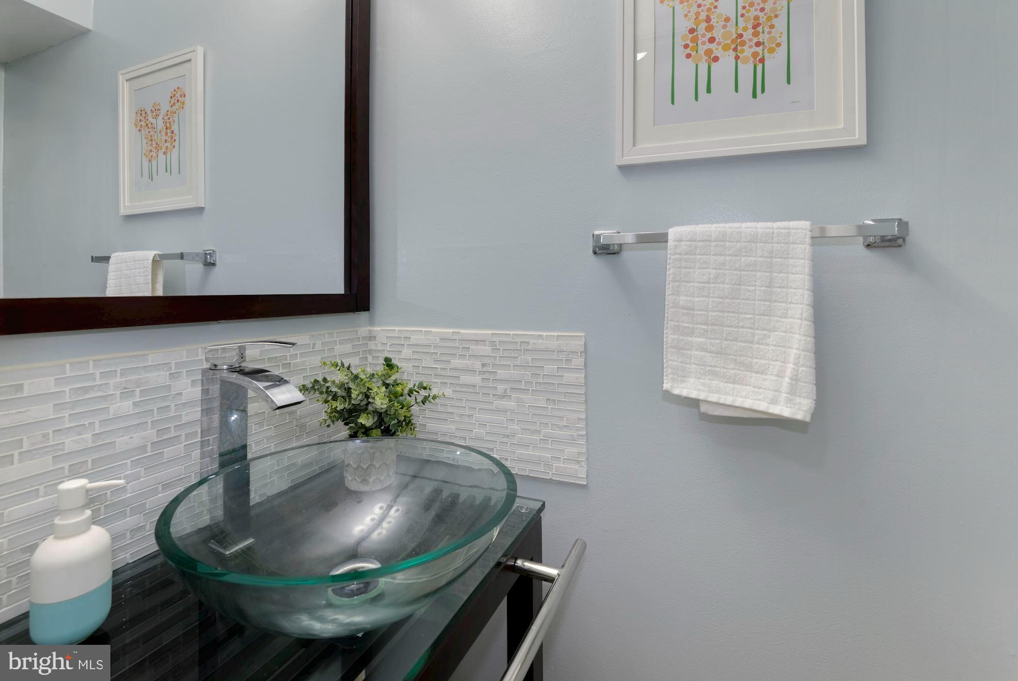 2385 Southgate Square Reston, VA 20191 - Photo 14 of 35