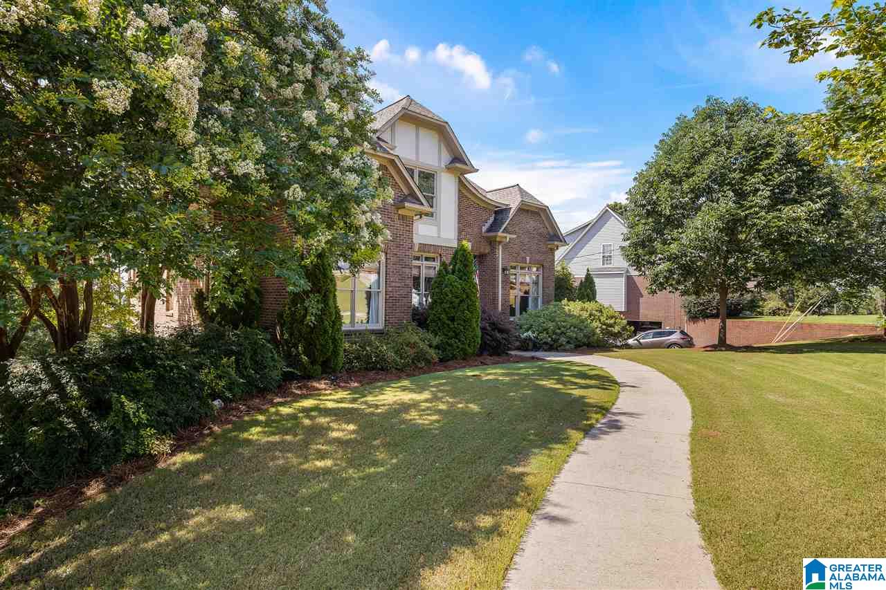 174 Cliff Road Sterrett, AL 35147 - Photo 2 of 38