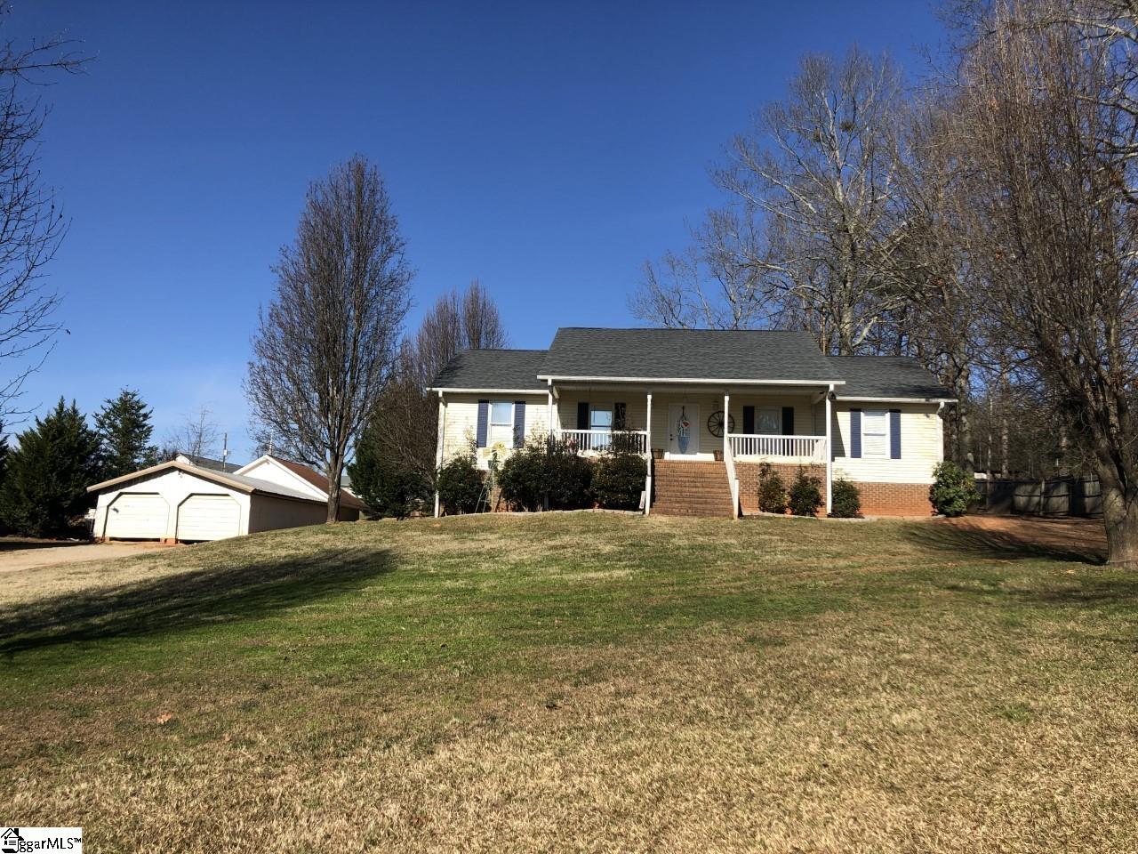 225 Hayes Road Pickens, SC 29671 - Photo 1 of 33