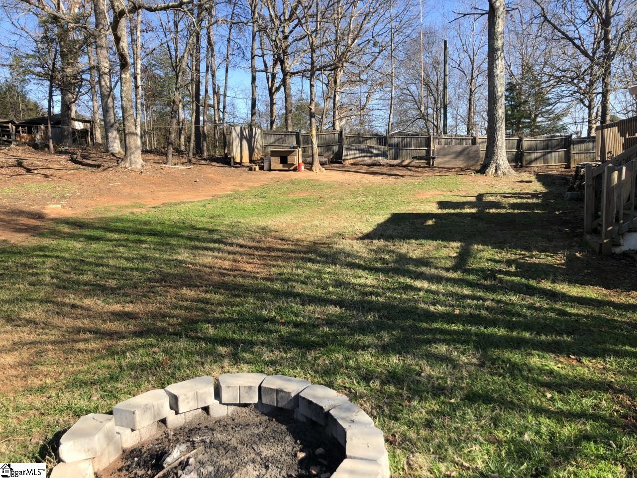 225 Hayes Road Pickens, SC 29671 - Photo 31 of 33