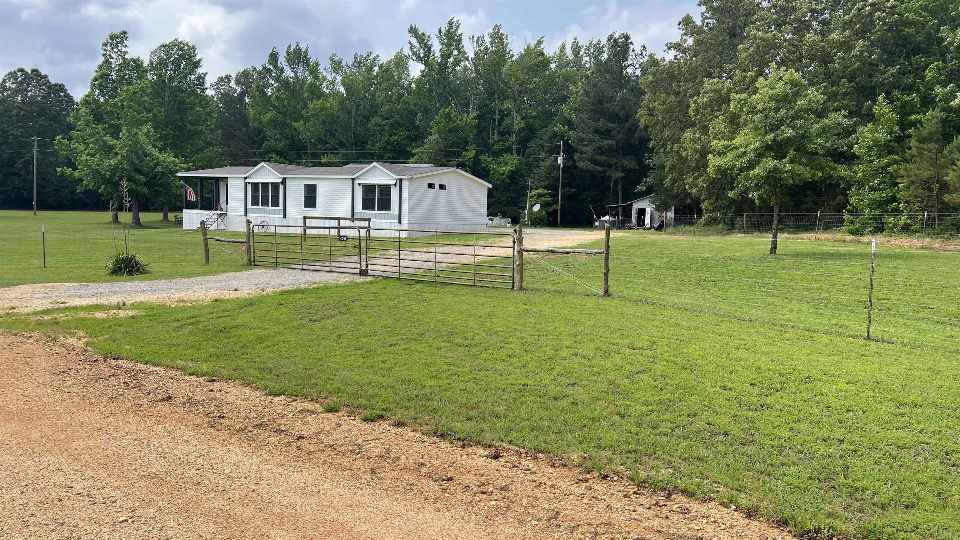 420 Kennedy Road Morris Chapel, TN 38361 - Photo 33 of 40 Gallery Image 33