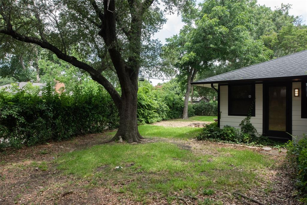308 South Grove Road Richardson, TX 75081 - Photo 3 of 29