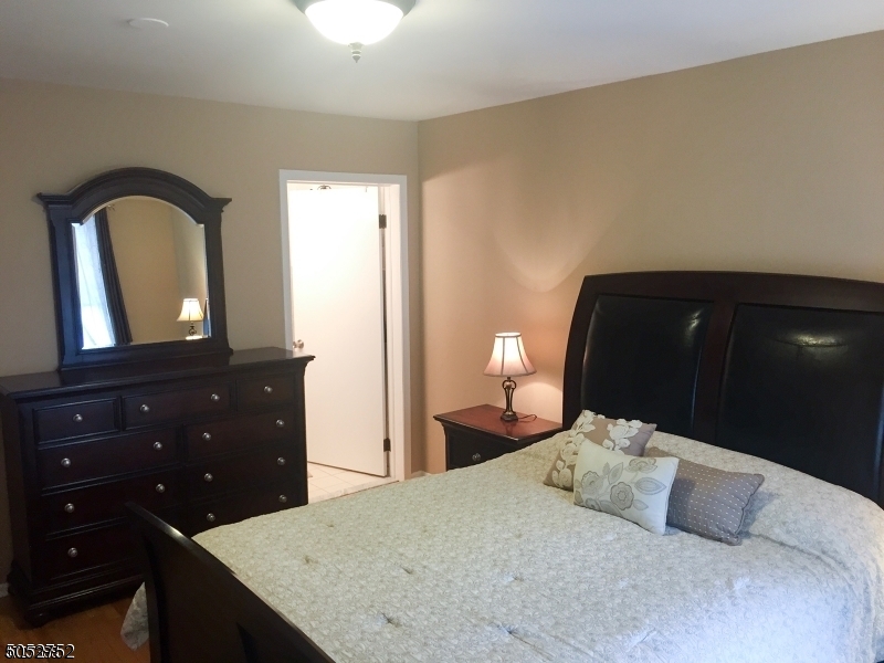 56 Ferguson Street, Unit 3E Newark, NJ 07105 - Photo 8 of 18