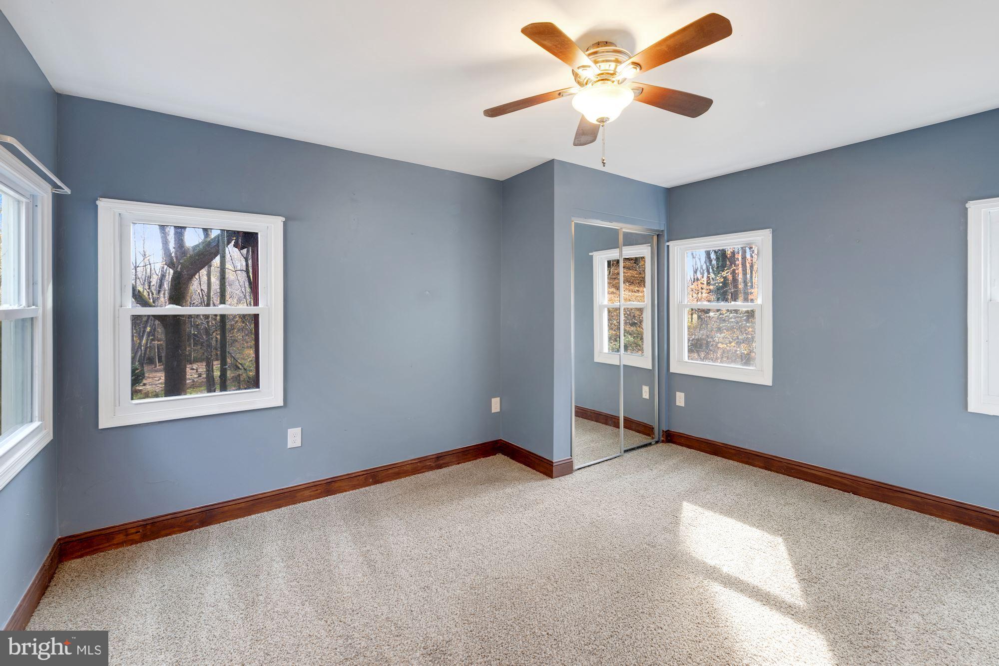 41788 Stumptown Road Leesburg, VA 20176 - Photo 19 of 31 a view of an empty room with window