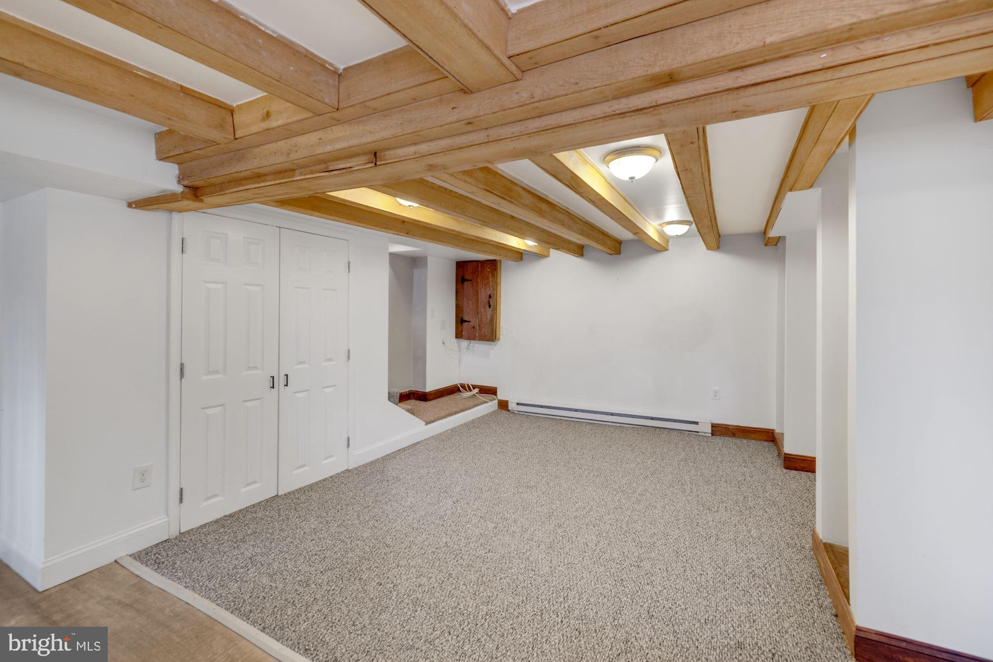 41788 Stumptown Road Leesburg, VA 20176 - Photo 23 of 31 a view of an empty room