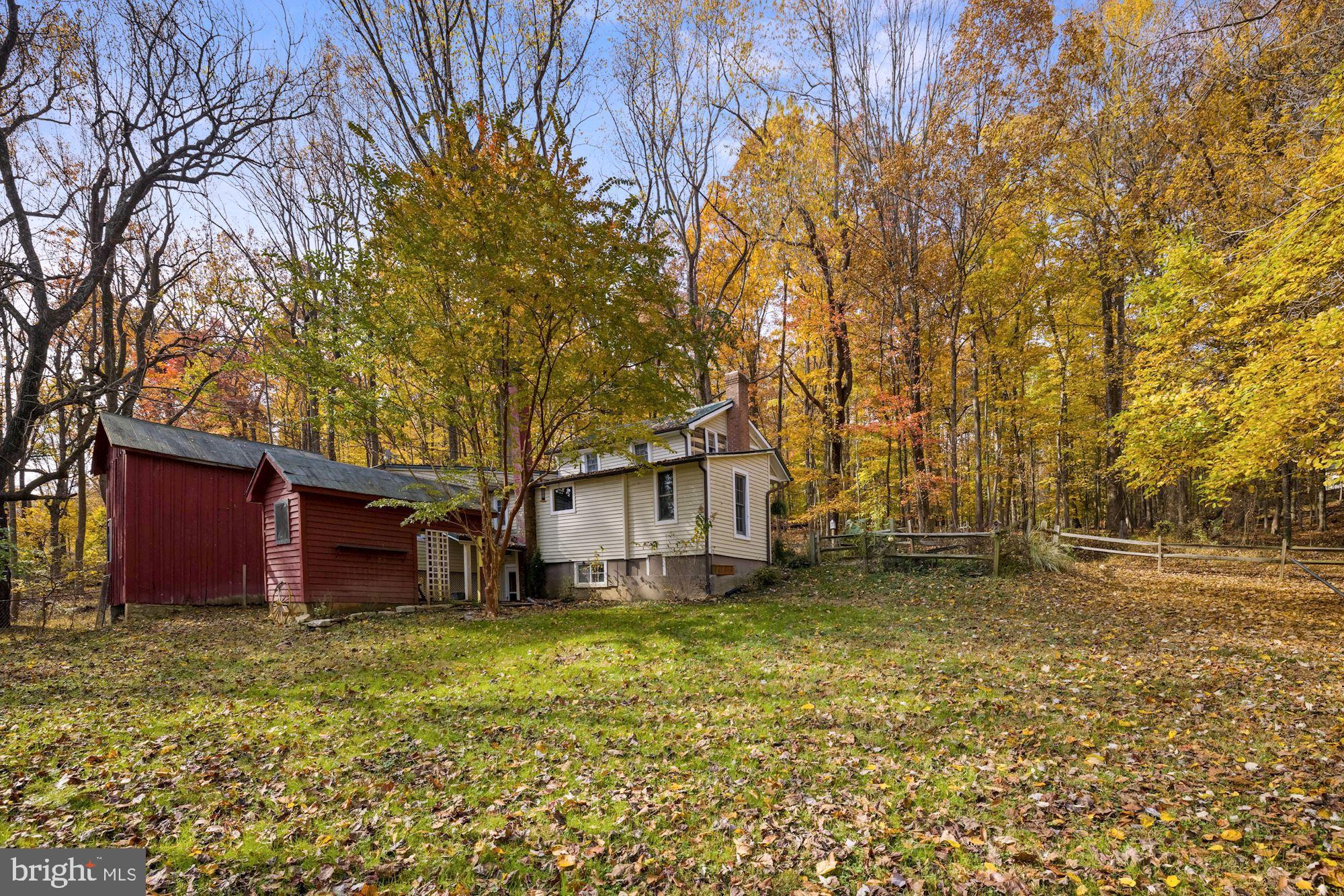 41788 Stumptown Road Leesburg, VA 20176 - Photo 6 of 31 a view of a house with a yard