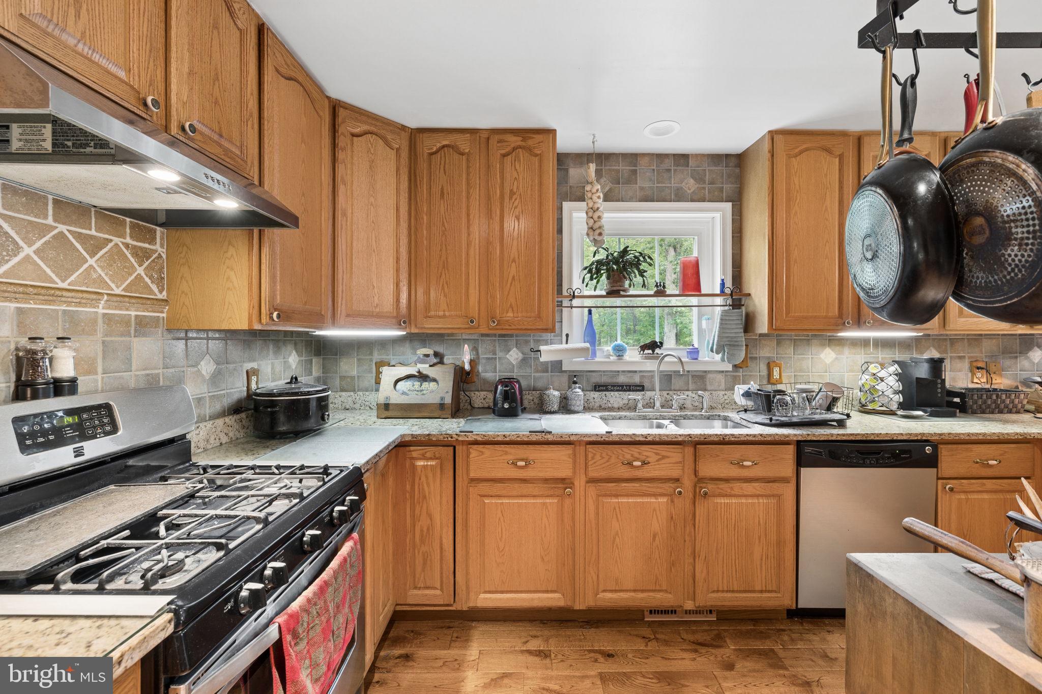 5099 Courtneys Corner Road Sumerduck, VA 22742 - Photo 11 of 73