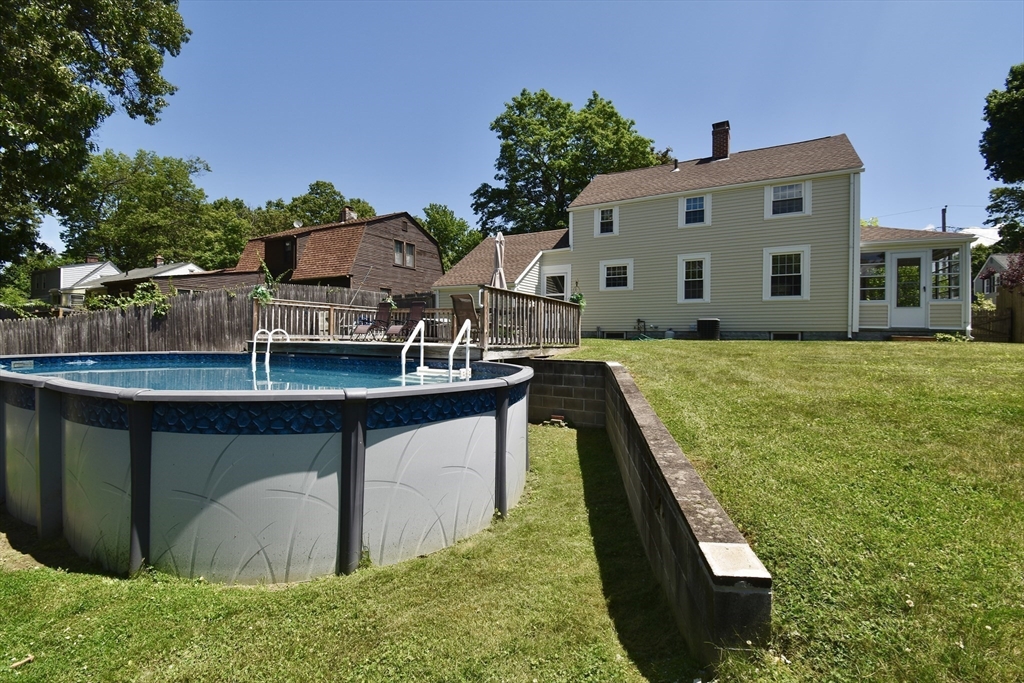 66 Oregon Street Springfield, MA 01118 - Photo 25 of 27 a house view with a outdoor space