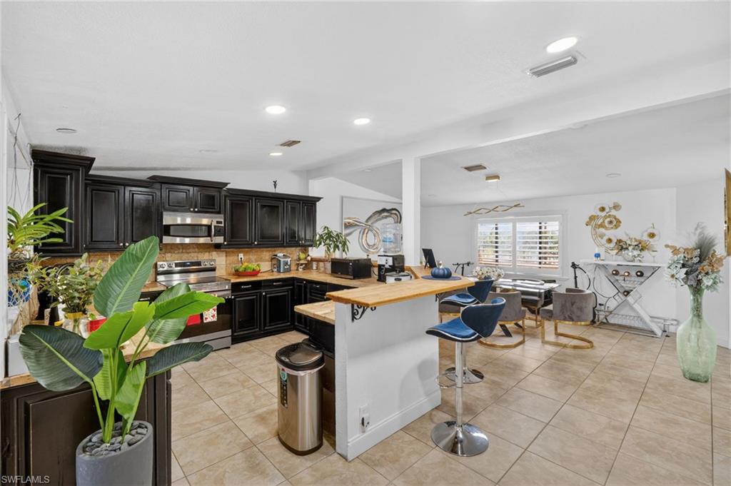361 27th Street Southwest Naples, FL 34117 - Photo 15 of 45