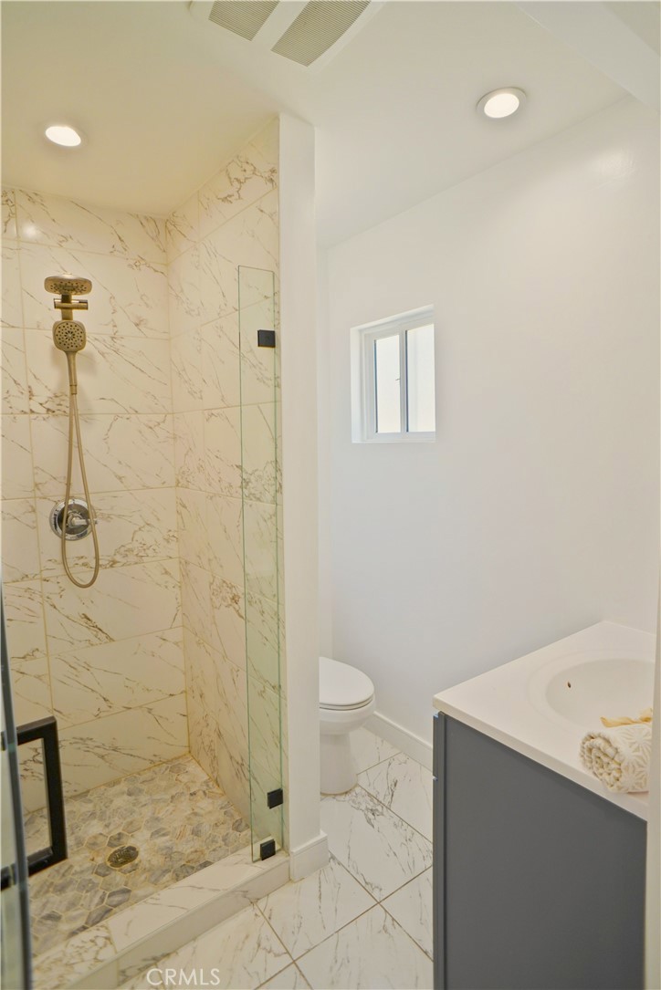 77 West Washington Boulevard Pasadena, CA 91103 - Photo 11 of 22