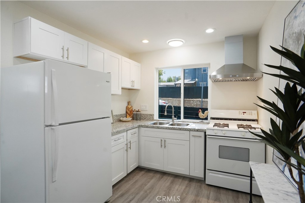 77 West Washington Boulevard Pasadena, CA 91103 - Photo 17 of 22