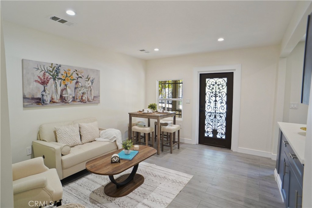 77 West Washington Boulevard Pasadena, CA 91103 - Photo 4 of 22