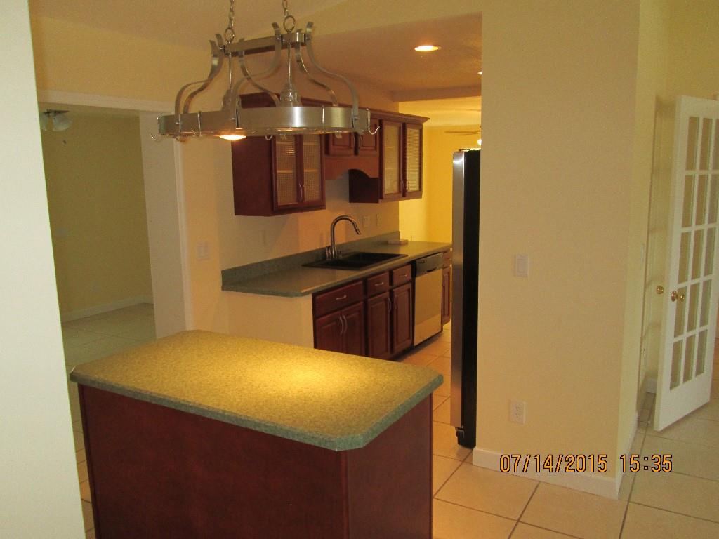 919 Riviera Avenue Sebastian, FL 32958 - Photo 14 of 25 Gallery Image 14