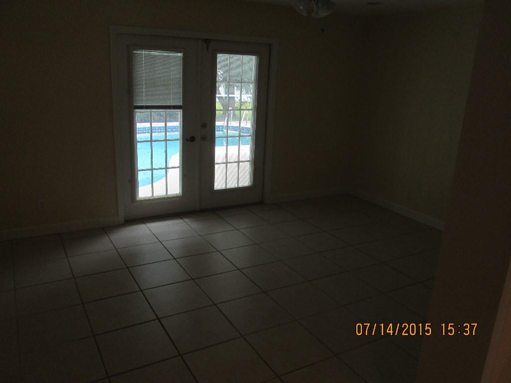 919 Riviera Avenue Sebastian, FL 32958 - Photo 19 of 25 Gallery Image 19