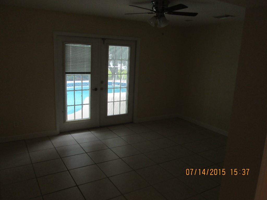 919 Riviera Avenue Sebastian, FL 32958 - Photo 20 of 25 Gallery Image 20