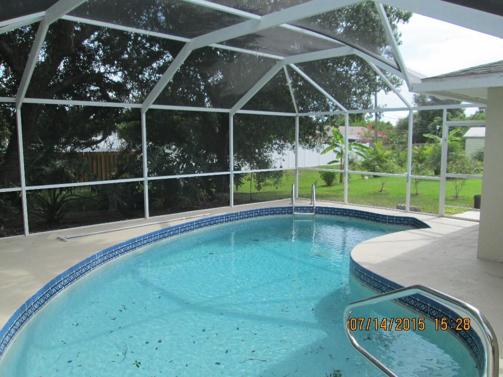 919 Riviera Avenue Sebastian, FL 32958 - Photo 6 of 25 Gallery Image 6