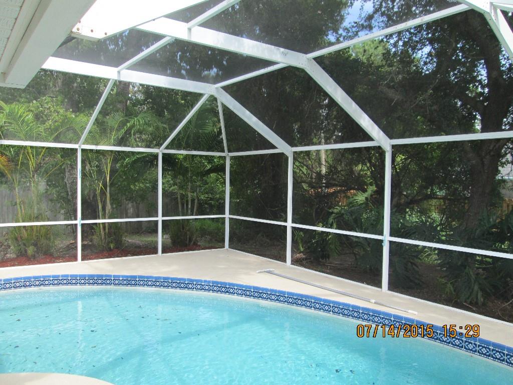 919 Riviera Avenue Sebastian, FL 32958 - Photo 8 of 25 Gallery Image 8