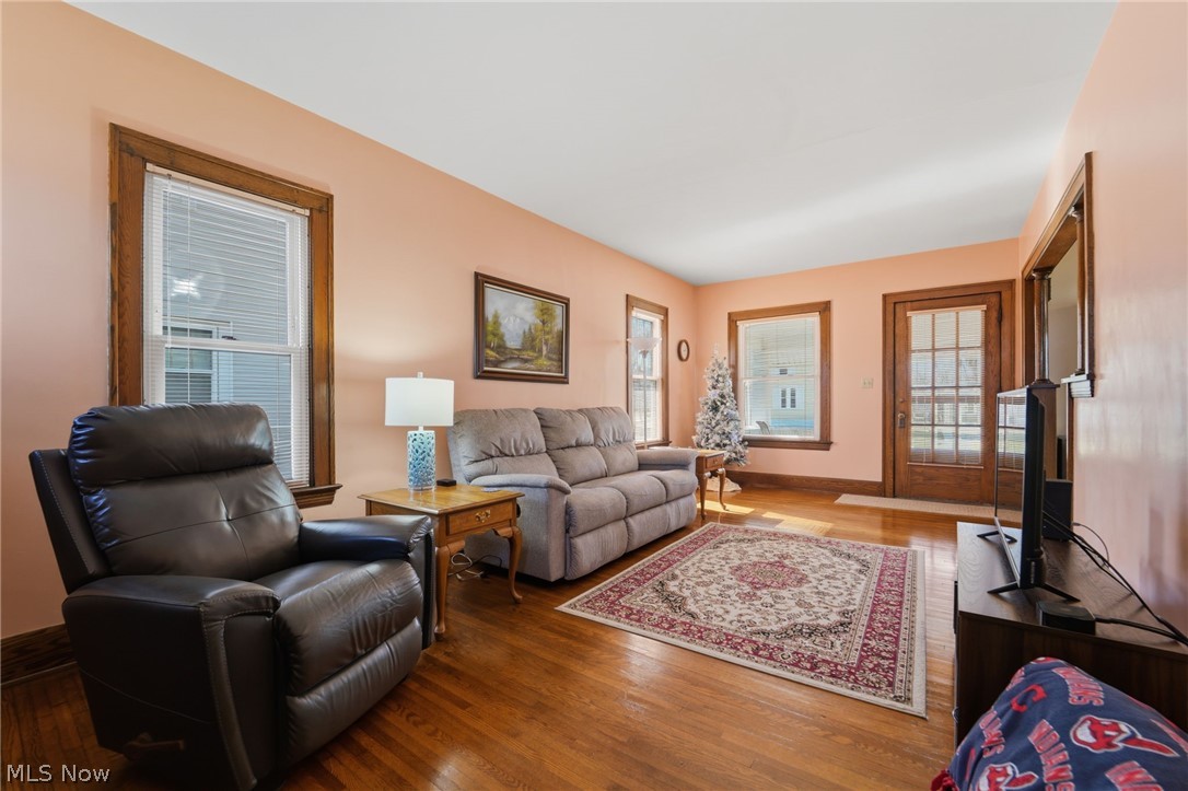 4422 State Road Ashtabula, OH 44004 - Photo 11 of 21 Living area with light wood-style floors and baseboards