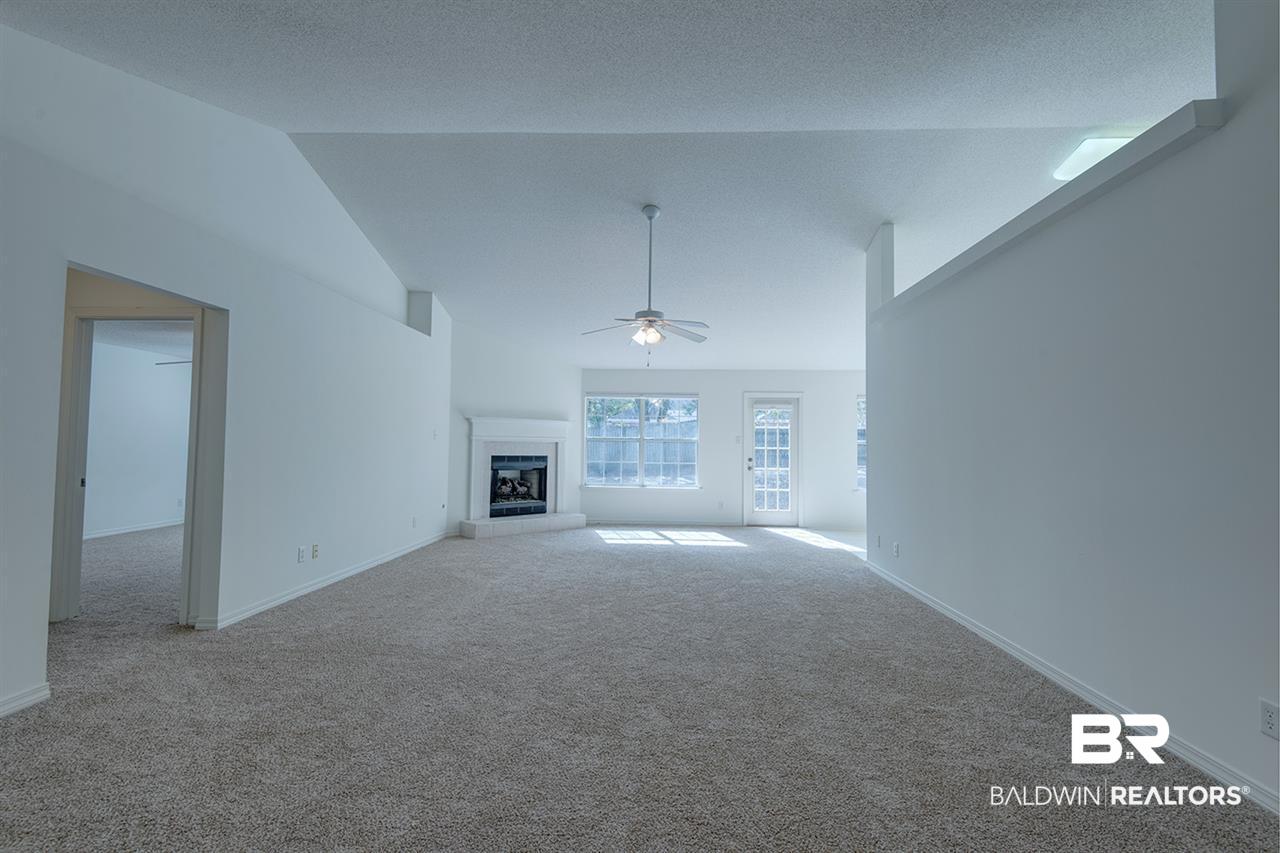 7159 Bridgemill Drive Mobile, AL 36619 - Photo 9 of 34 Living Room