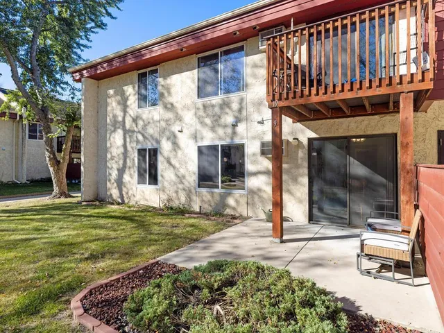 $114,000 | 161 Mindy Lane, Unit 9, Montrose, MN 55363