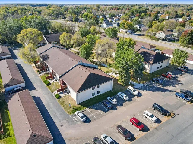 $114,000 | 161 Mindy Lane, Unit 9, Montrose, MN 55363