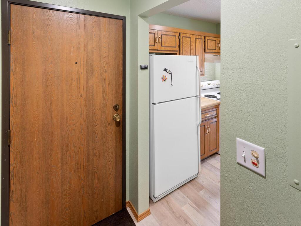 161 Mindy Lane, Unit 9 Montrose, MN 55363 - Photo 4 of 32