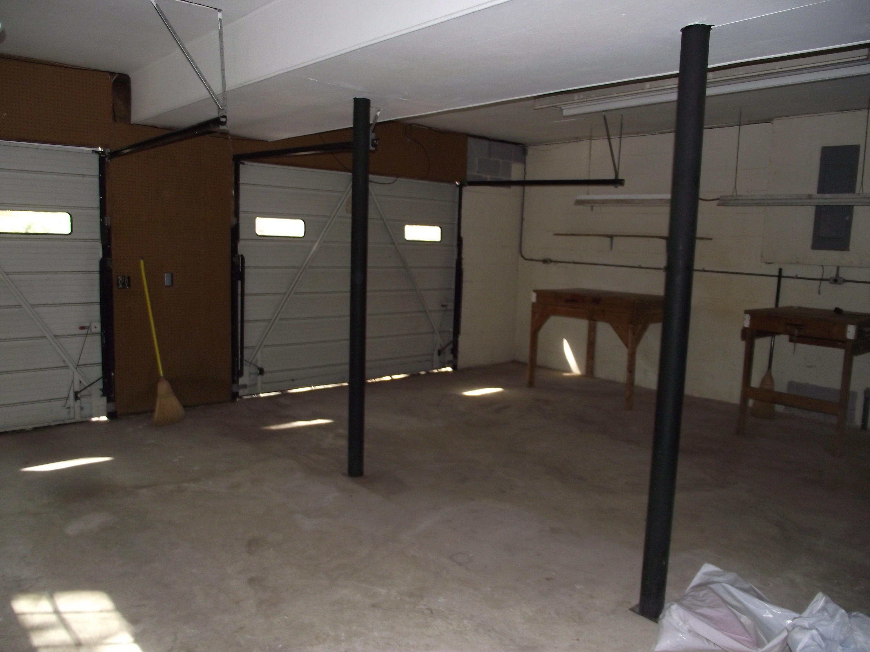 6565 Francis Spring Road Whitwell, TN 37397 - Photo 26 of 33 Garage