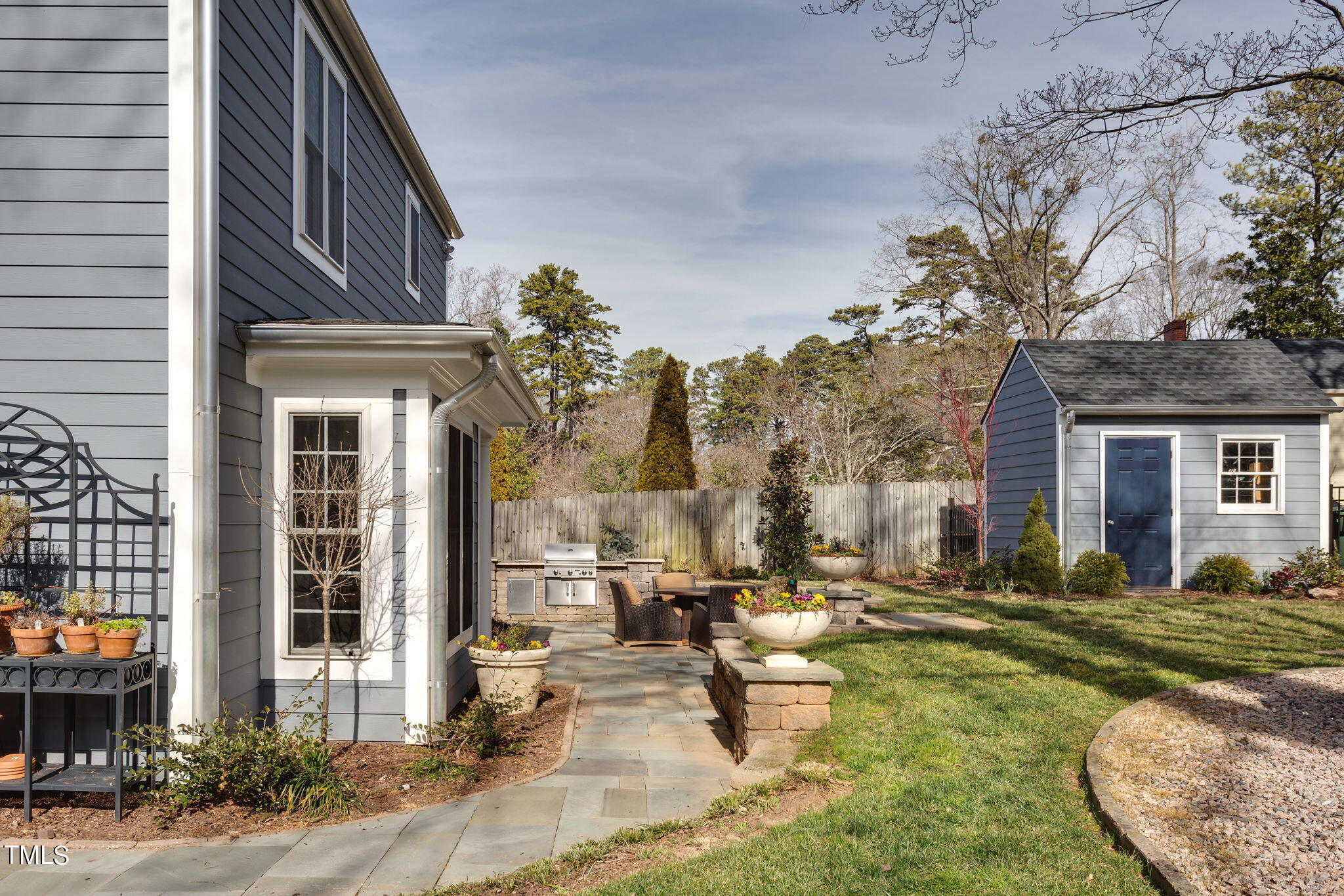 2312 Oxford Road Raleigh, NC 27608 - Photo 30 of 40 48-web-or-mls-IMGL0550-enfuse