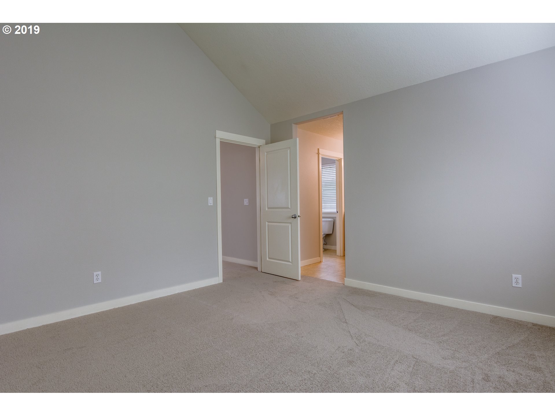 30534 Southwest Ruth Street Wilsonville, OR 97070 - Photo 18 of 30 Gallery Image 18