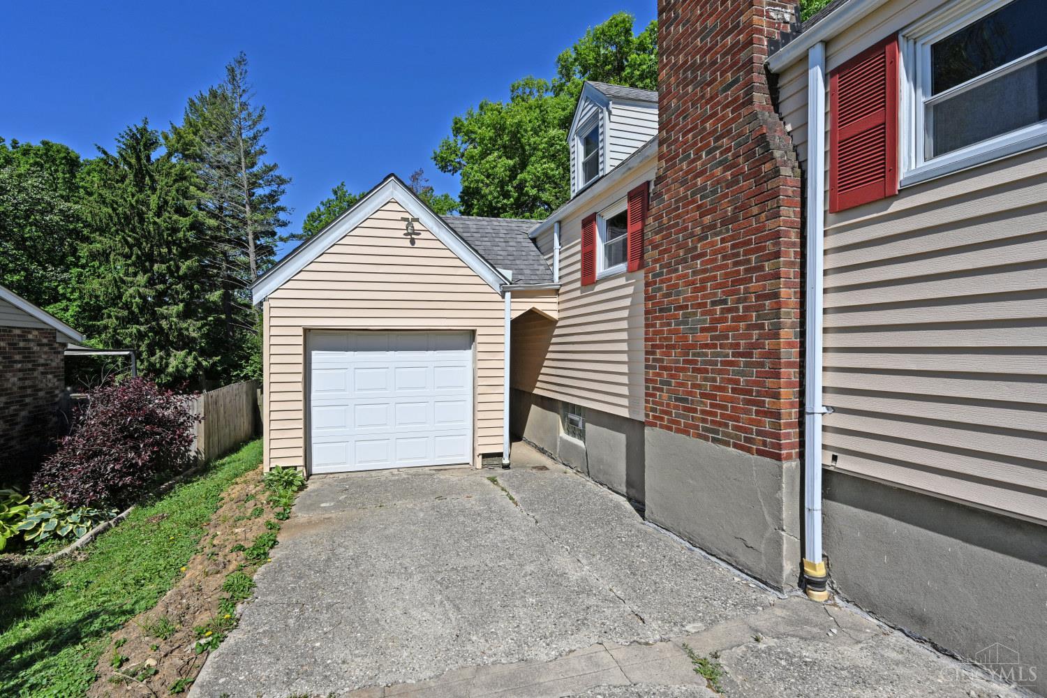 5587 Vogel Road Cincinnati, OH 45239 - Photo 42 of 42