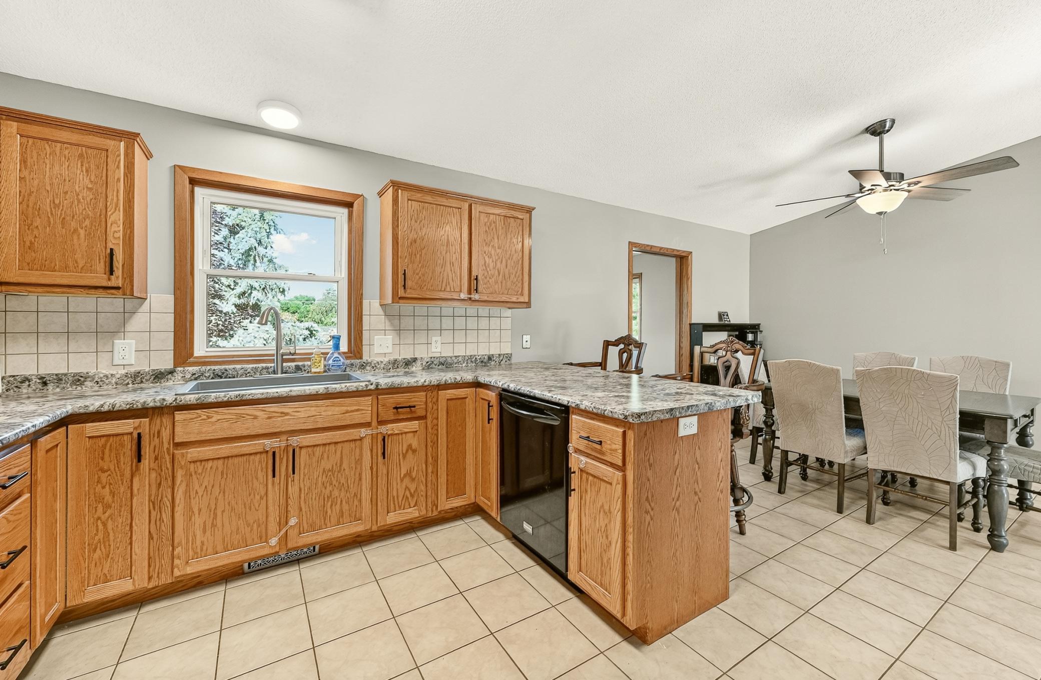 2727 20th Avenue Southeast Rochester, MN 55904 - Photo 22 of 32