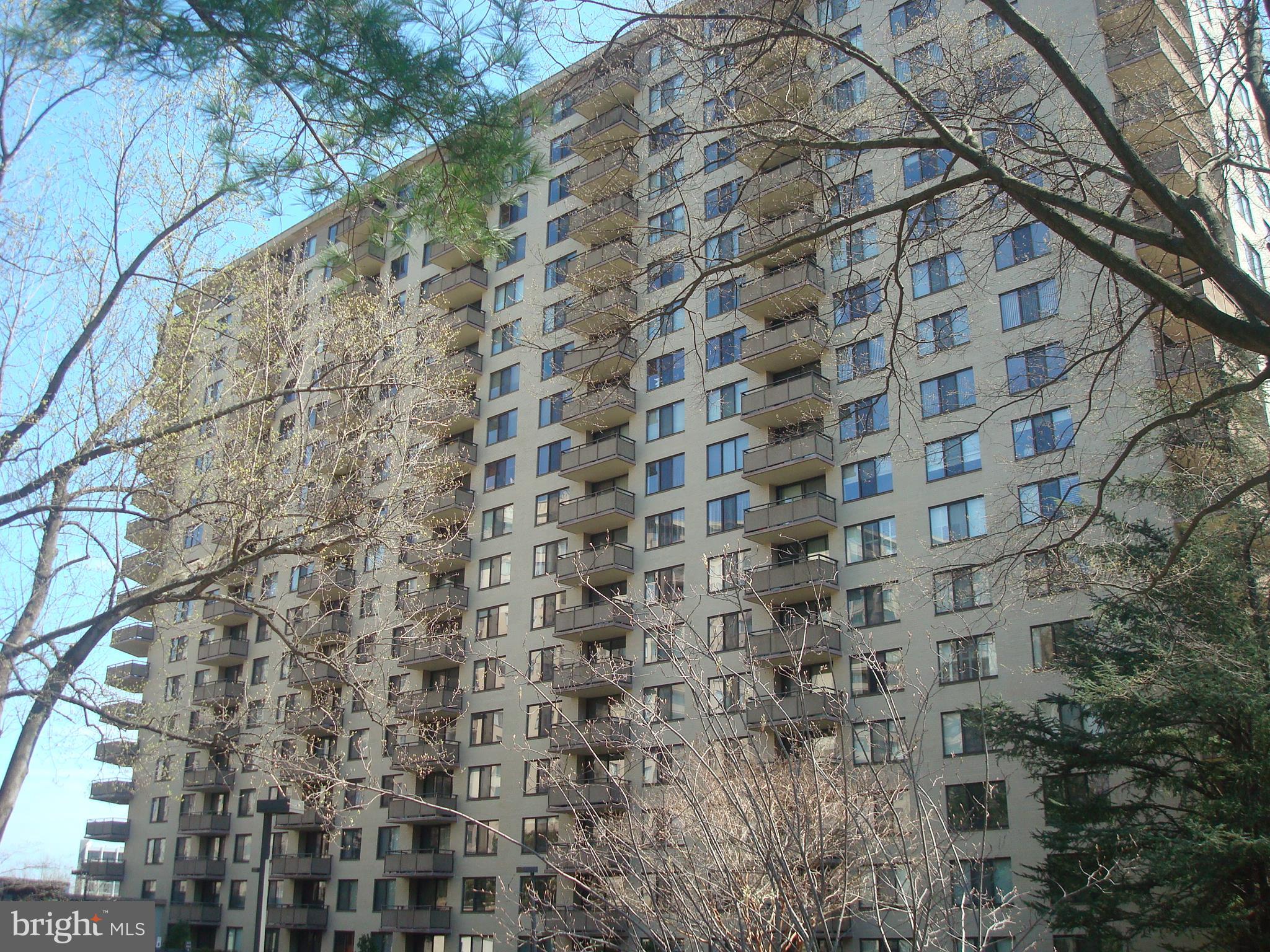 5225 Pooks Hill Road, Unit 323S Bethesda, MD 20814 - Photo 1 of 36