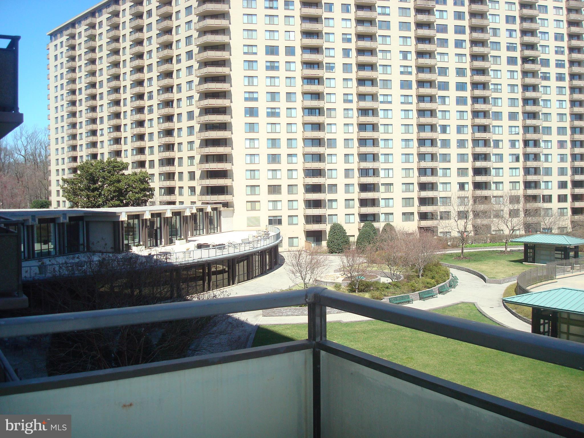 5225 Pooks Hill Road, Unit 323S Bethesda, MD 20814 - Photo 14 of 36