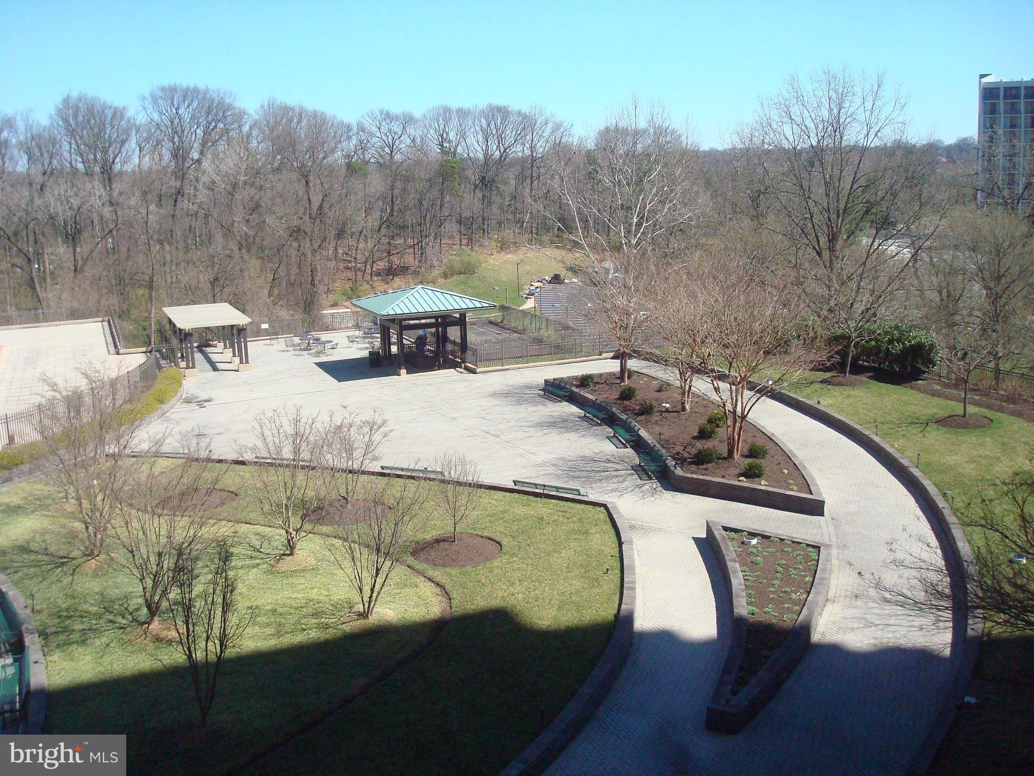 5225 Pooks Hill Road, Unit 323S Bethesda, MD 20814 - Photo 16 of 36