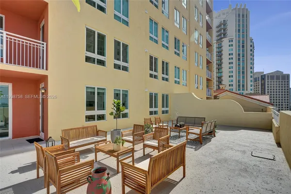 $525,000 | 7350 Southwest 89th Street, Unit 911S, Miami, FL 33156