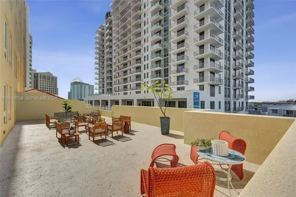 $525,000 | 7350 Southwest 89th Street, Unit 911S, Miami, FL 33156