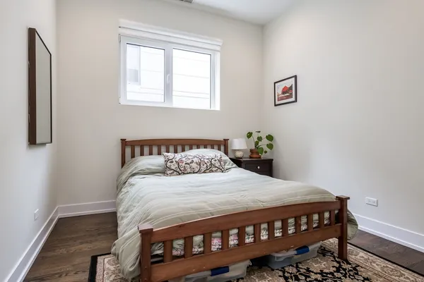 $725,000 | 5236 North Kenmore Avenue, Unit 3S, Chicago, IL 60640