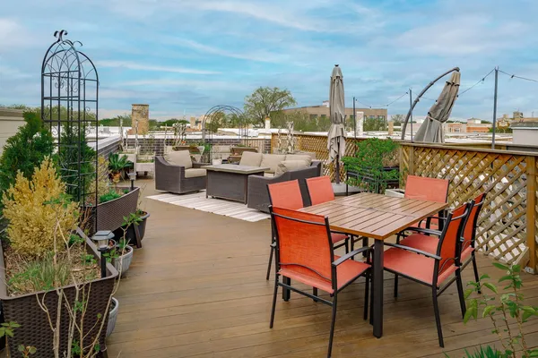 $725,000 | 5236 North Kenmore Avenue, Unit 3S, Chicago, IL 60640
