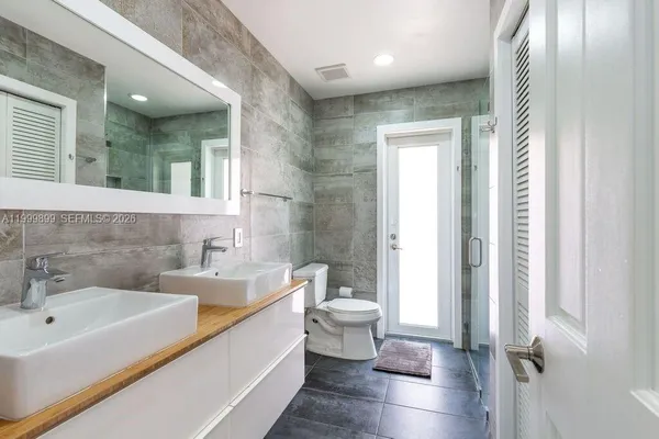$8,500 | 14610 Tarpon Drive, Coral Gables, FL 33158