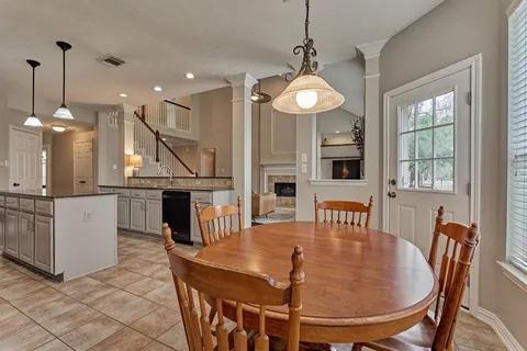 $745,000 | 7 Vincent Court, The Woodlands, TX 77382