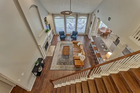 $745,000 | 7 Vincent Court, The Woodlands, TX 77382