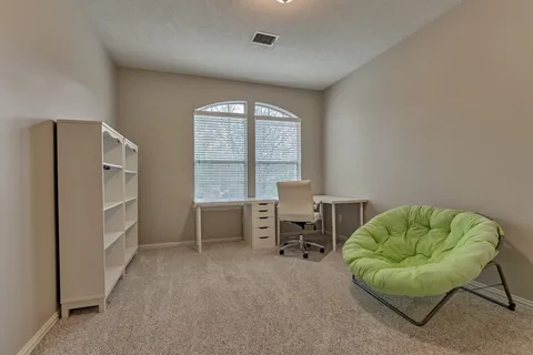 $745,000 | 7 Vincent Court, The Woodlands, TX 77382