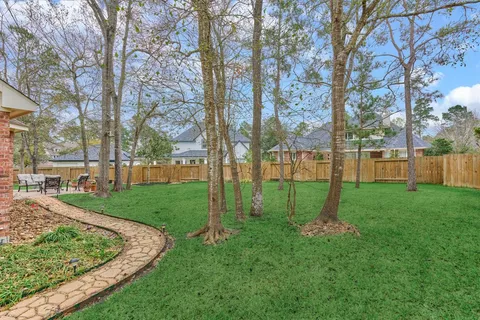 $745,000 | 7 Vincent Court, The Woodlands, TX 77382