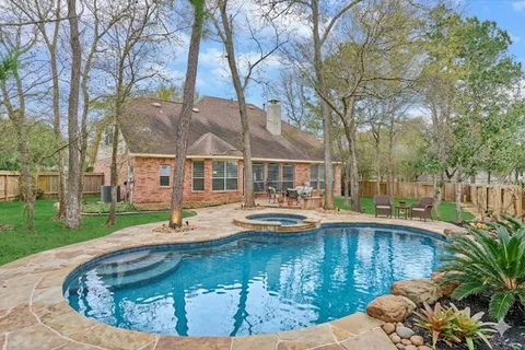 $745,000 | 7 Vincent Court, The Woodlands, TX 77382