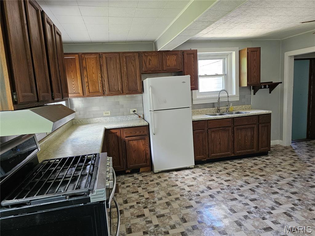 143 Taft Street Marissa, IL 62257 - Photo 10 of 29