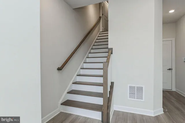 $899,900 | 10689 Fairgrounds Drive, Fairfax, VA 22030