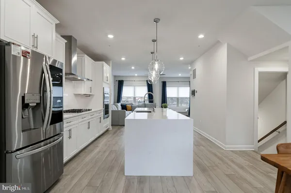 $899,900 | 10689 Fairgrounds Drive, Fairfax, VA 22030